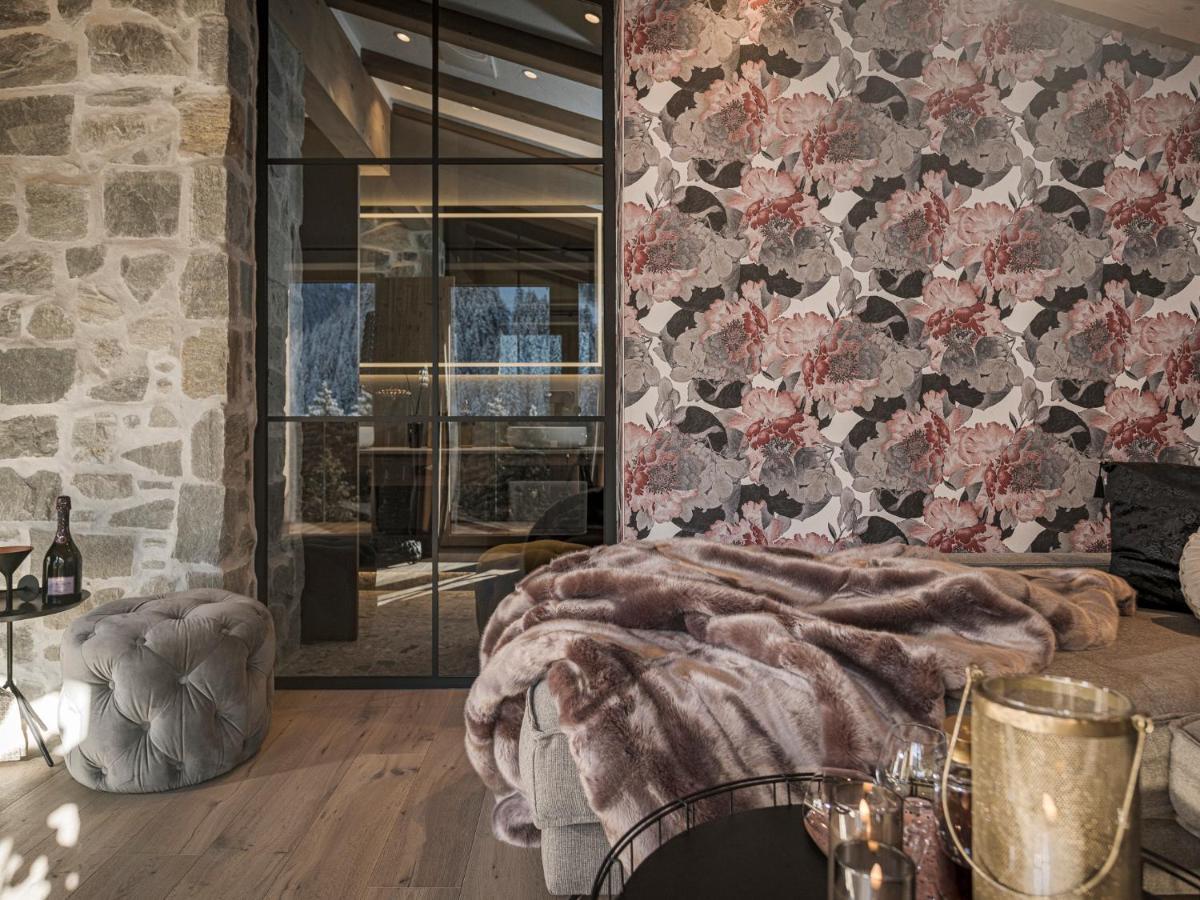 Hotel Bergkristall Zillertal - Adults Only 14 Years Plus Хипах Екстериор снимка
