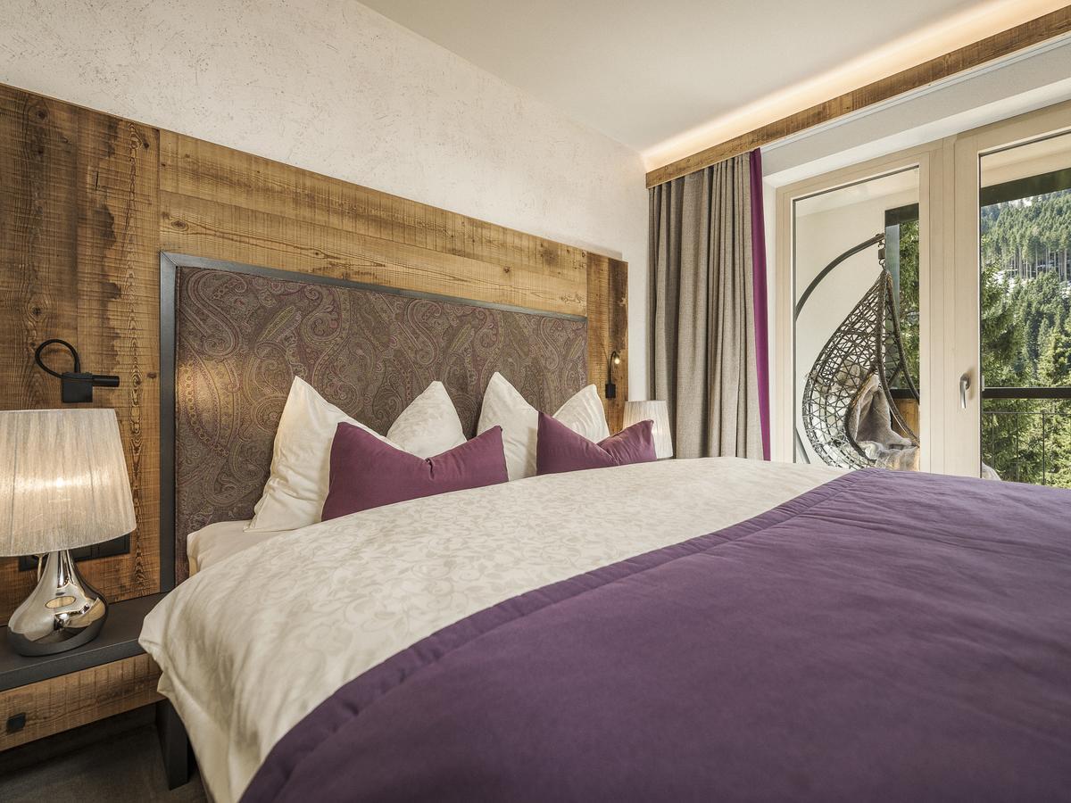 Hotel Bergkristall Zillertal - Adults Only 14 Years Plus Хипах Екстериор снимка