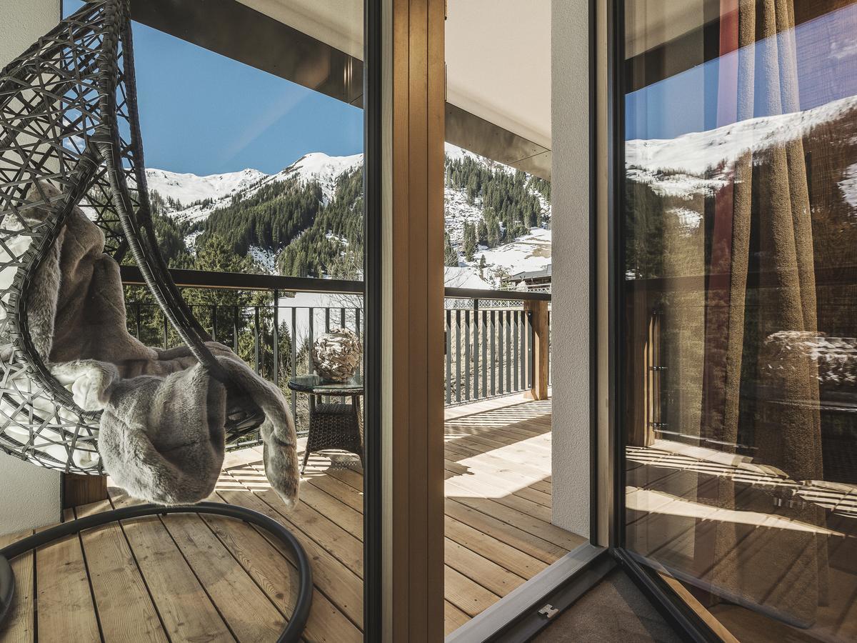 Hotel Bergkristall Zillertal - Adults Only 14 Years Plus Хипах Екстериор снимка