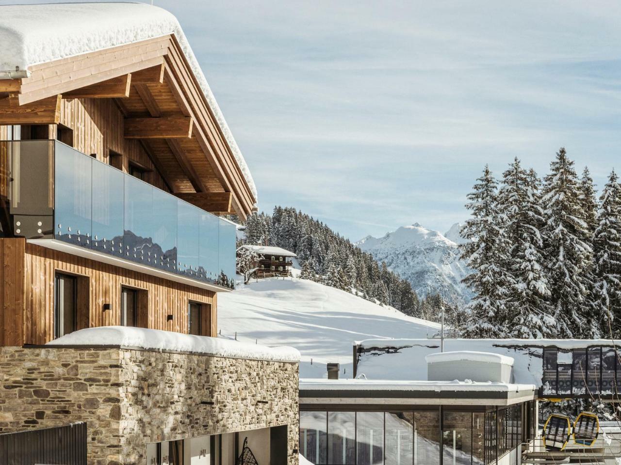 Hotel Bergkristall Zillertal - Adults Only 14 Years Plus Хипах Екстериор снимка