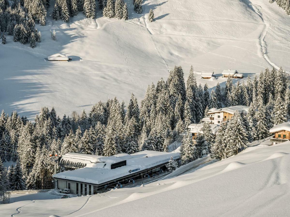 Hotel Bergkristall Zillertal - Adults Only 14 Years Plus Хипах Екстериор снимка